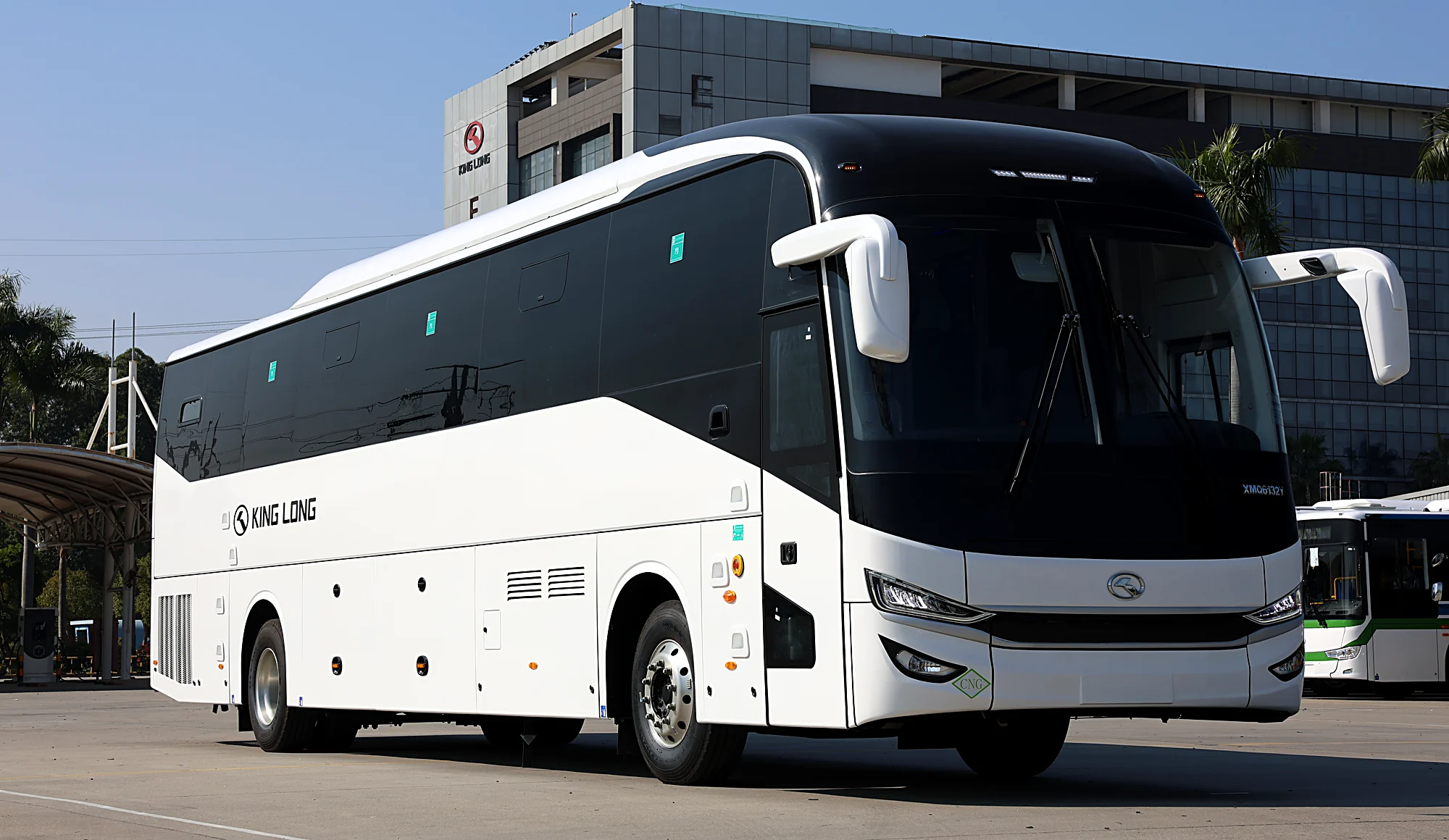 King Long XMQ6132Y, bus interprovincial de 13.2 metros