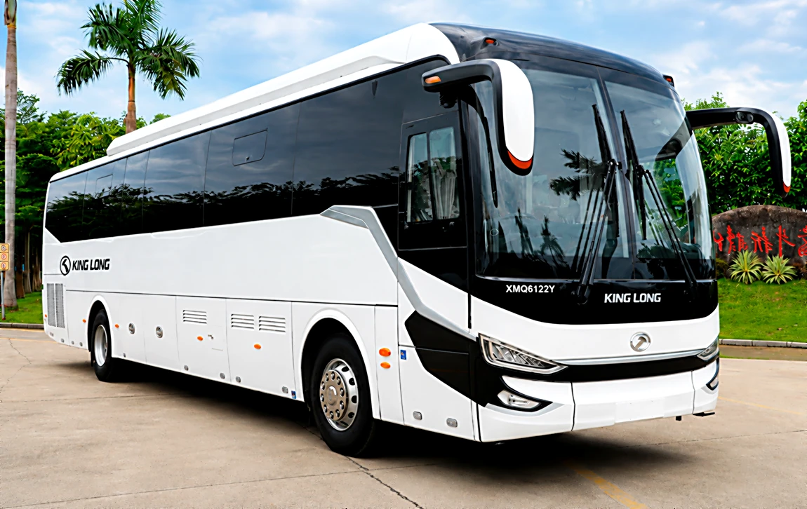 King Long XMQ6122Y GNV de 12 metros, vista 3/4 frontal